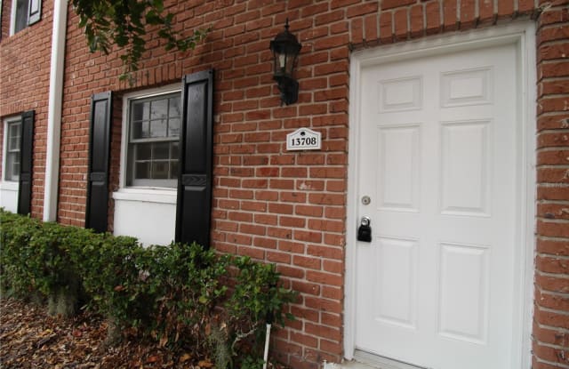 13708 ORANGE SUNSET DRIVE - 13708 Orange Sunset Drive, Lake Magdalene, FL 33618