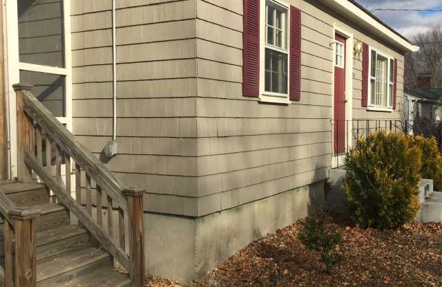 394 Village Street Gallery 3