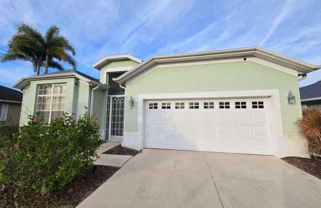 2 Bedroom Plus Den/Office Home - Relaxing Pond View and Pet Friendly Gallery 3