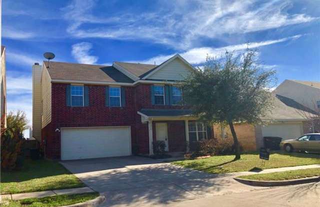 5016 Raymond Drive Gallery 2