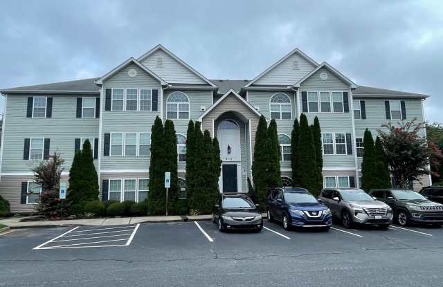 2 BED, 2 BATH CONDO LOCATED IN GREENSBORO! photos photos