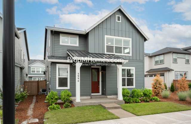 Luxury Four Bedroom + Den Bedroom Home in South Hillsboro! photos photos