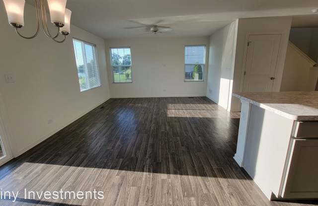 8649 Foxborough Way Gallery 3
