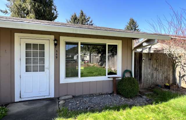 549 Southwest Dogwood Road photos photos