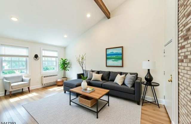378 Claremont Ave photos photos