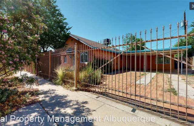 715 Summer Ave NW - 715 Summer Avenue Northwest, Albuquerque, NM 87102