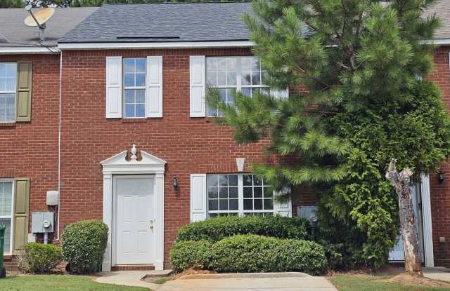 5821 Strathmoor Manor Circle - 5821 Strathmoor Manor Circle, Redan, GA 30058