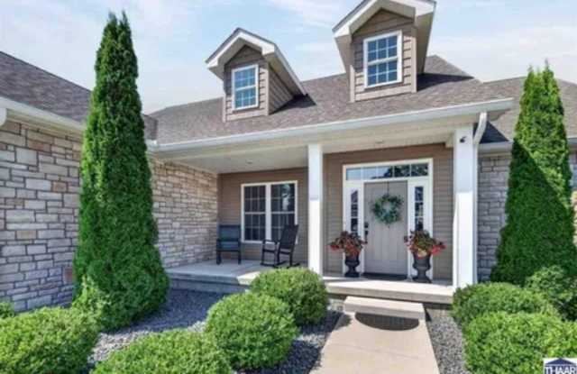 Beautiful 3 bedroom, 2 bath located on the east side of Terre Haute Gallery 3