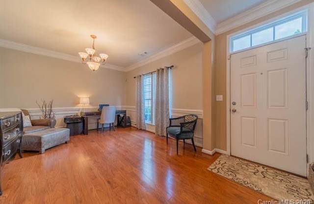 19326 Makayla Lane Gallery 4