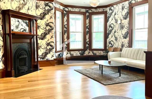2 Bed 2 Bath in West Campus Gallery 4