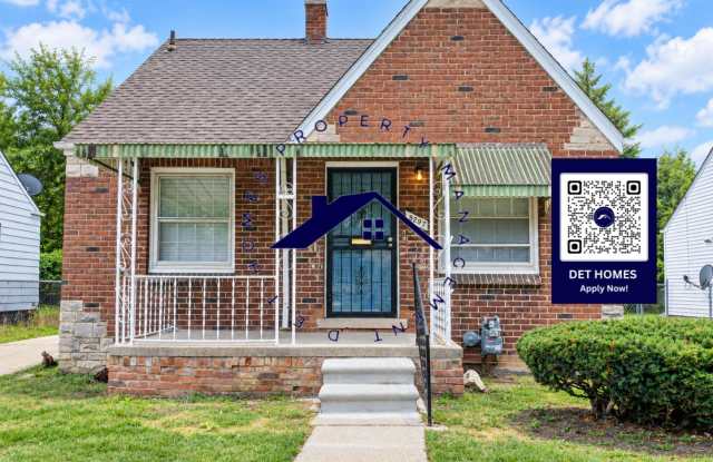 5297 University Place Gallery 1