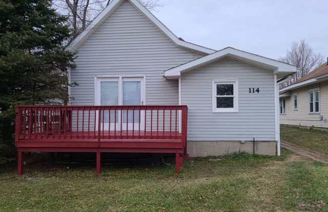 3 bedroom 1 bath home - 114 East Polk Street, Alexandria, IN 46001