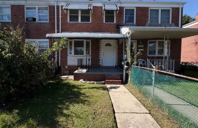 TOWNHOUSE FOR RENT IN DUNDALK Gallery 1