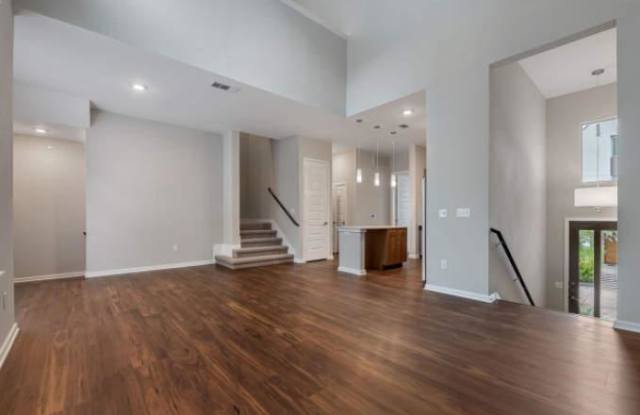 2532 Walsh Tarlton Ln Gallery 4