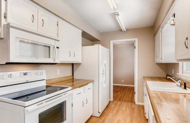 4753 104th Avenue Northeast Gallery 2
