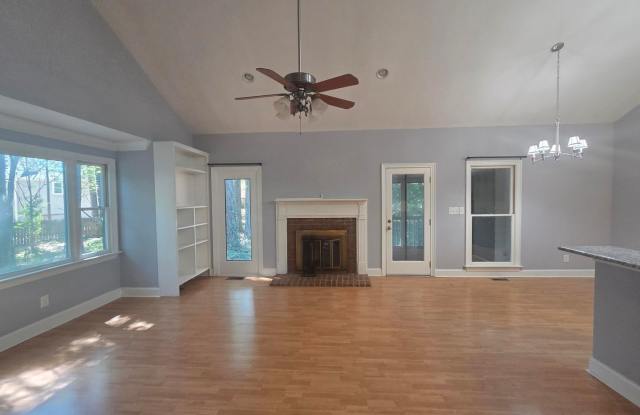 8316 Wycombe Ln Gallery 4