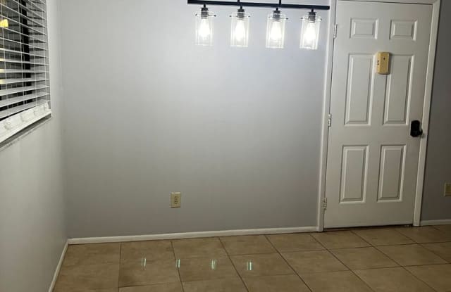 3300 Fox Chase Cir, #226, Palm Harbor, FL 34683 Gallery 3