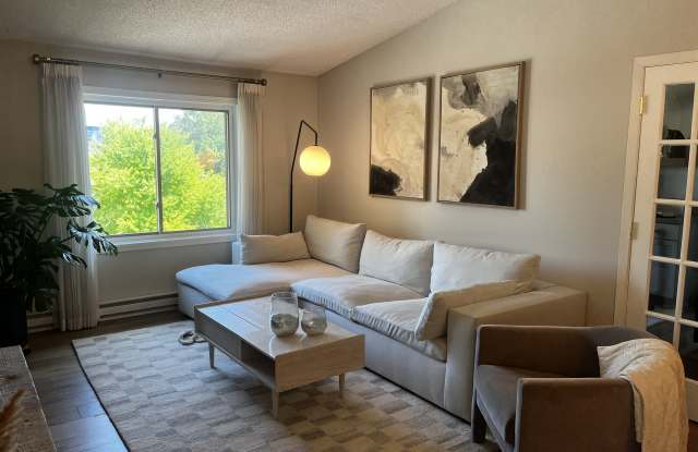 2100 Ridge Drive photos photos