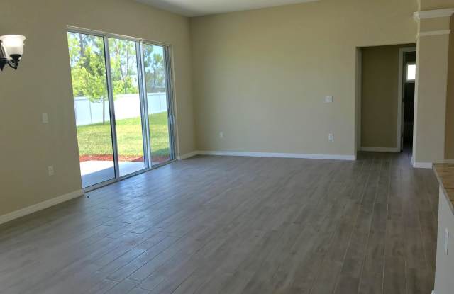 1512 Springleaf Drive Gallery 4