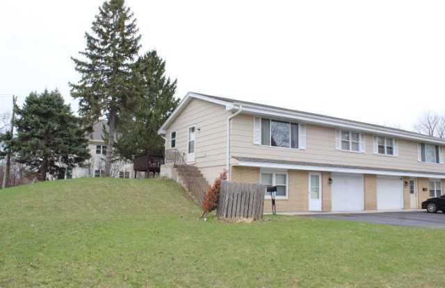 New Hope SidexSide, Walk out Deck, In Unit Laundry, 1 Car Garage photos photos