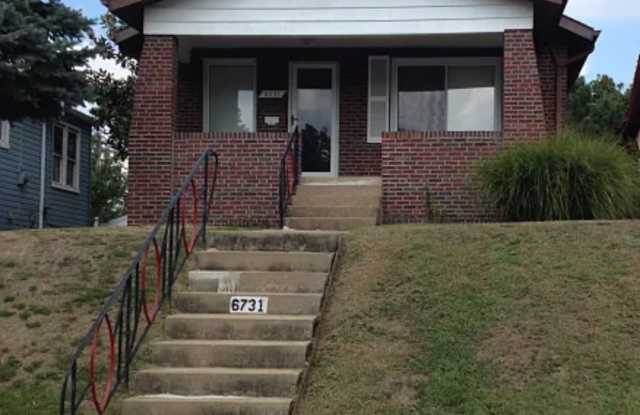 6731 Lansdowne Avenue photos photos