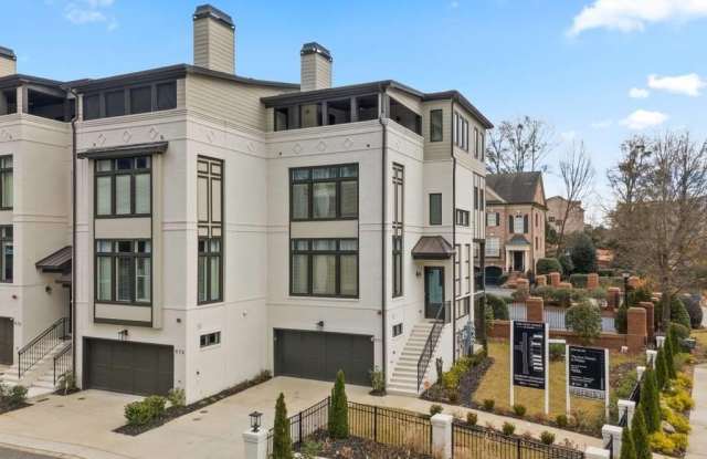 971 Laurel Court NE photos photos