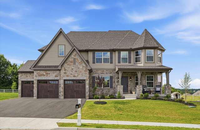 Luxury Modern Farmhouse in Lexington Point | 5 Bedrooms + Finished Basement photos photos
