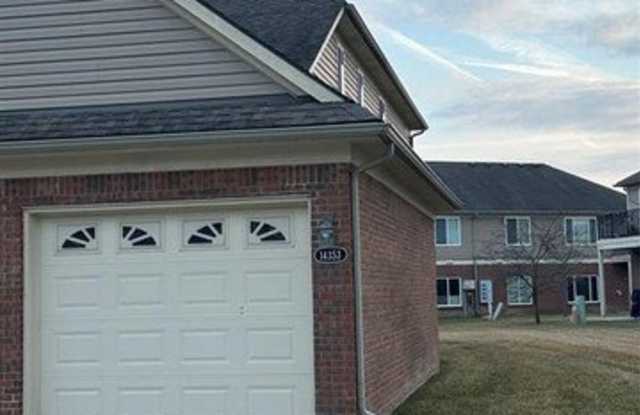 14353 Shadywood Drive photos photos