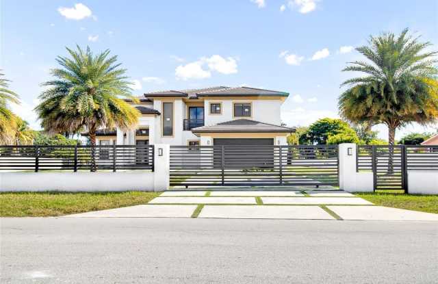 12890 NW 2nd St photos photos