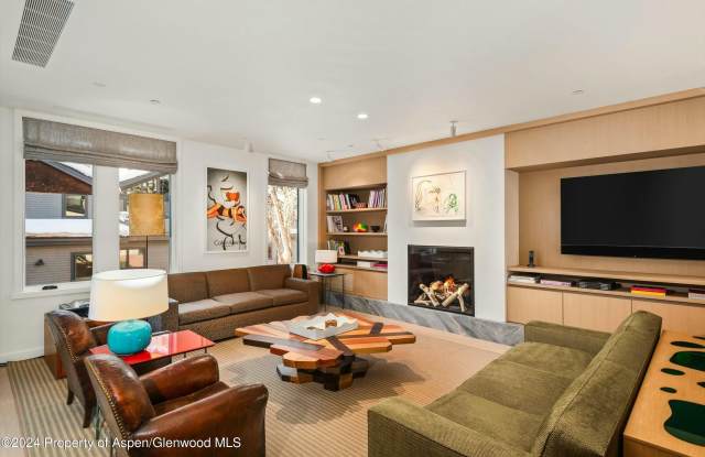 233 E Cooper Avenue unit: 207 photos photos