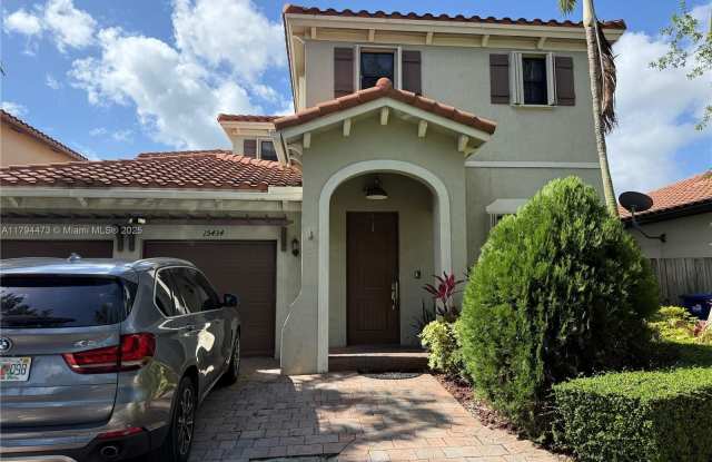 15434 SW 175th St photos photos