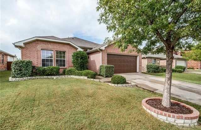 14613 Eaglemont Dr - 14613 Eaglemont Drive, Denton County, TX 75068