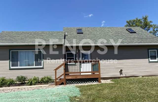 Availablae July 1st 4 Bedroom 2 Bath Single Family Home in Rochester photos photos