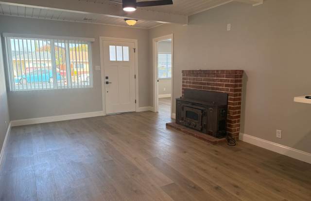419 Bell Ave, Fairfield CA 94533  Beautifully Remodeled 4 Bedroom, 2 Bathroom Home for Rent! Gallery 3