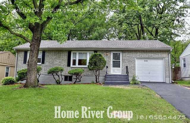 8210 McGee - 8210 Mcgee St, Kansas City, MO 64114