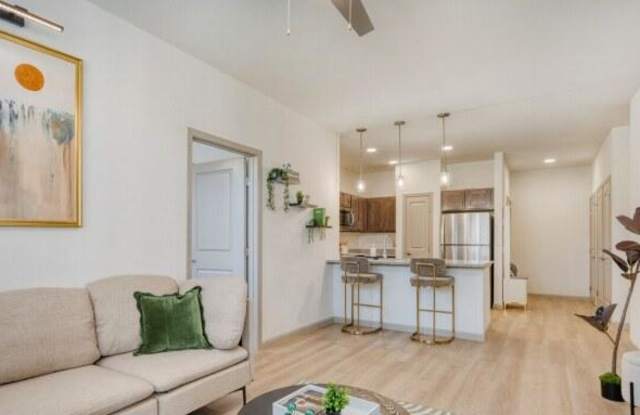 7547 Holm Rd Gallery 1