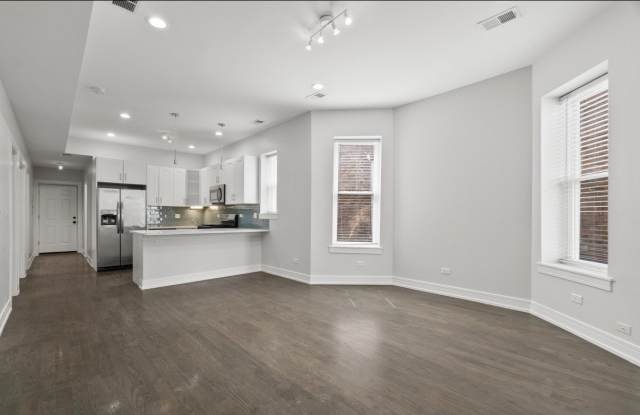 1321 S Lawndale Avenue Gallery 2