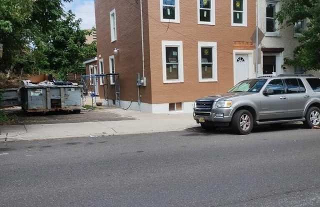 410 Ferry Street - 410 Ferry Street, Trenton, NJ 08611