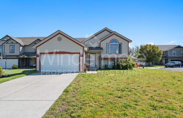 Beautifully Updated Home in Airway Heights – New Flooring! photos photos Beautifully Updated Home in Airway Heights – New Flooring! photos photos