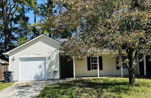 126 Cambridge Road - 126 Cambridge Road, Sangaree, SC 29486