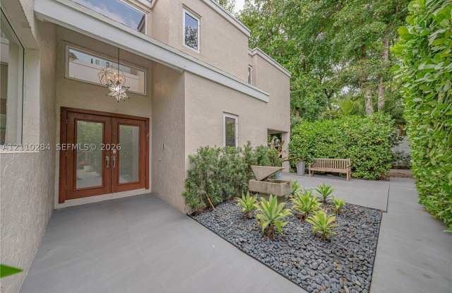 20275 W Oak Haven Cir Gallery 1