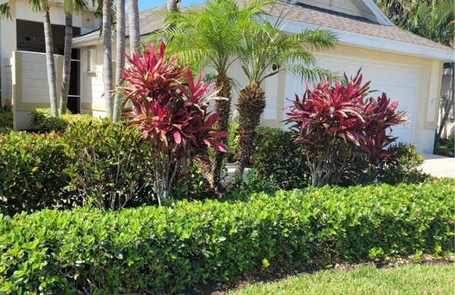 4270 Avian Avenue - 4270 Avian Avenue, Fort Myers, FL 33916