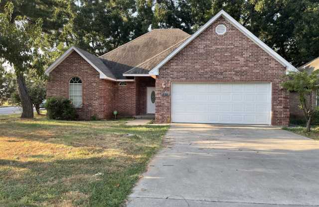 2500 Westwood Court photos photos