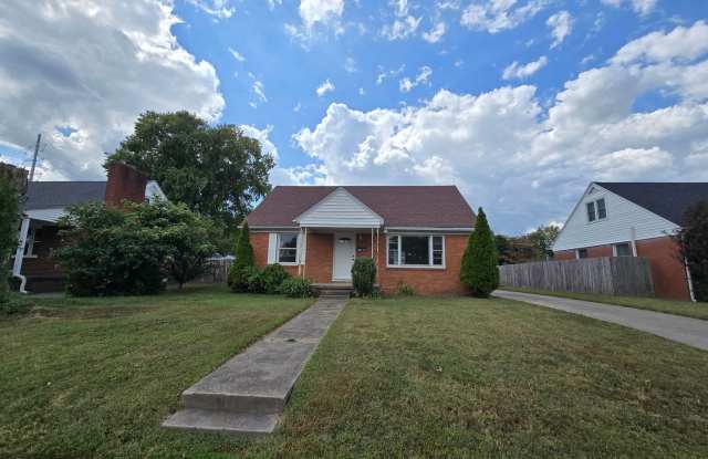 Charming 4 Bedroom, 2 Bathroom Home – Fully Remodeled! photos photos