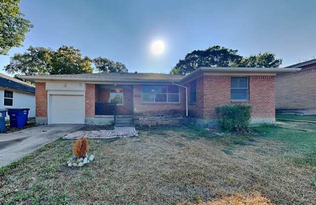 3430 Loganwood Dr - 3430 Loganwood Drive, Dallas, TX 75227