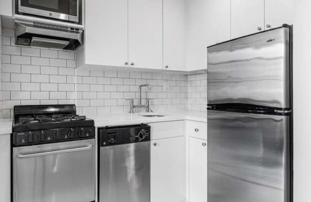 304 East 20th Street Gallery 3