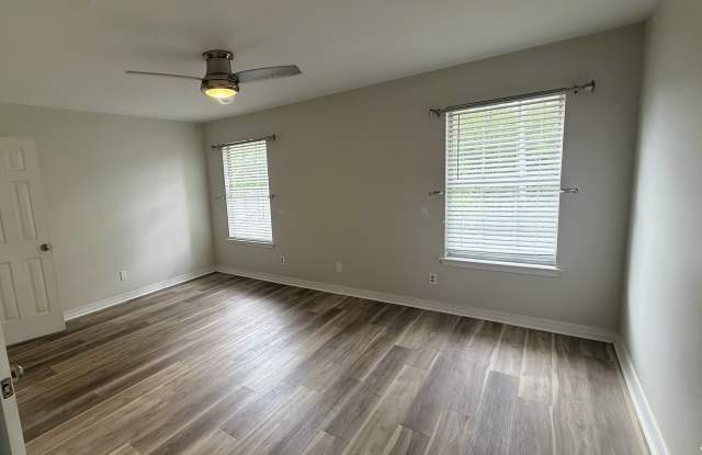 140 Broadmoor Drive Gallery 2