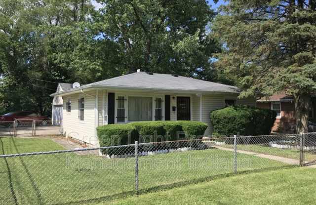 2308 W 16th St - 2308 West 16th Street, Anderson, IN 46016