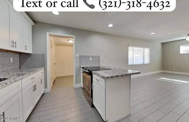 7501 E Latham Street Gallery 4
