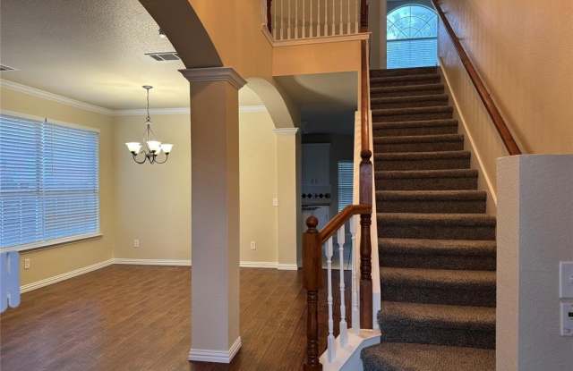 4404 HEATH Court Gallery 3
